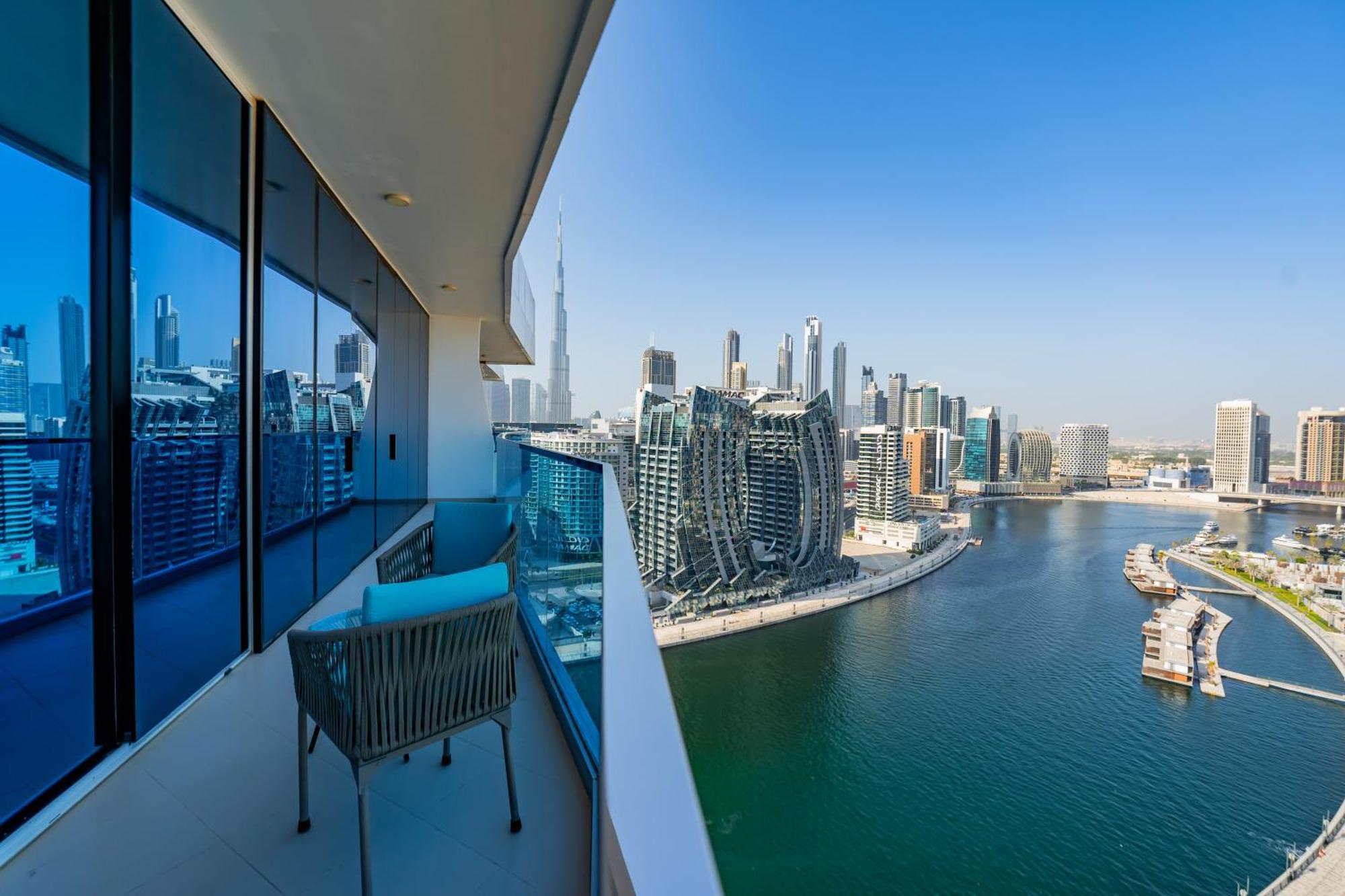 Kasco Homes Waves Tower Business Bay * Dubaï