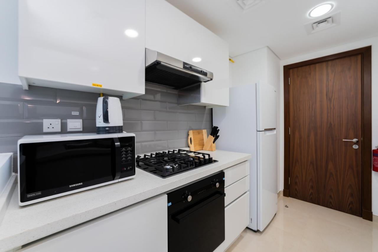Kasco Homes Waves Tower Business Bay شقة